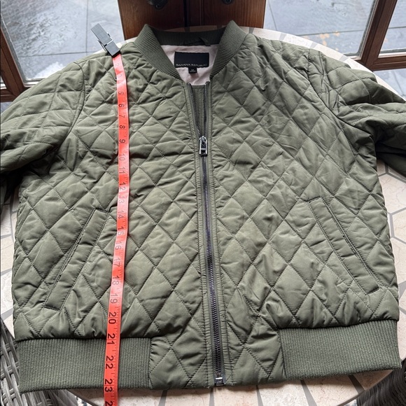 Banana Republic Quilted Olive Green Bomber Jacket - Picture 12 of 12